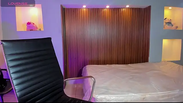 ZaraBlaze5 online show from 13, 9, 2025