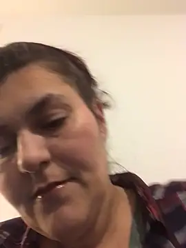 Snapshot of Curvy-Essex-Milf chatting on 22, 3, 2025 Curvy-Essex-Milf online show from 22, 3, 2025