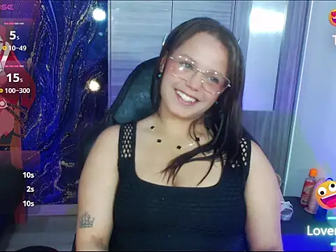 Snapshot of vella_sex chatting on 4, 10, 2025 vella sex online show from 4, 10, 2025