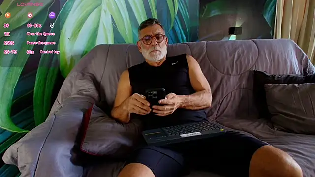 LukeCrews online show from 11, 9, 2025