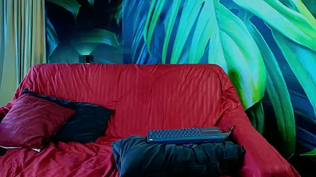 LukeCrews online show from 1, 10, 2025