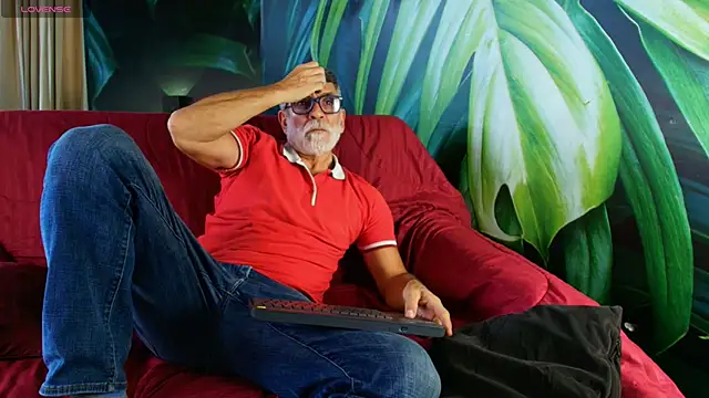 LukeCrews online show from 6, 10, 2025