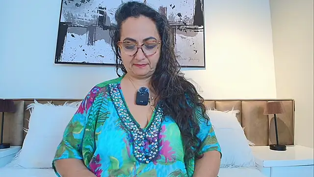 AlessandraLeroy online show from 10, 5, 2026