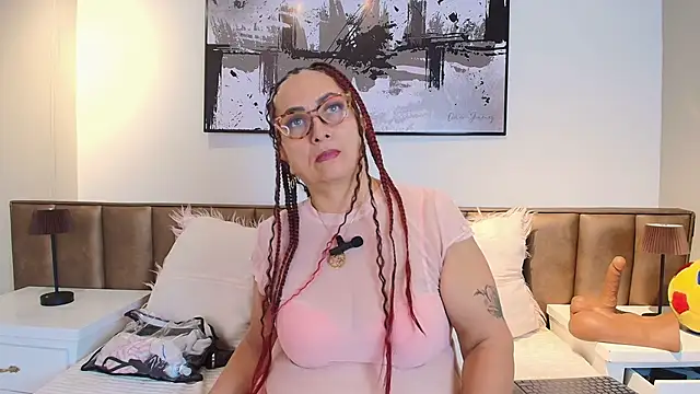 AlessandraLeroy online show from 15, 6, 2026