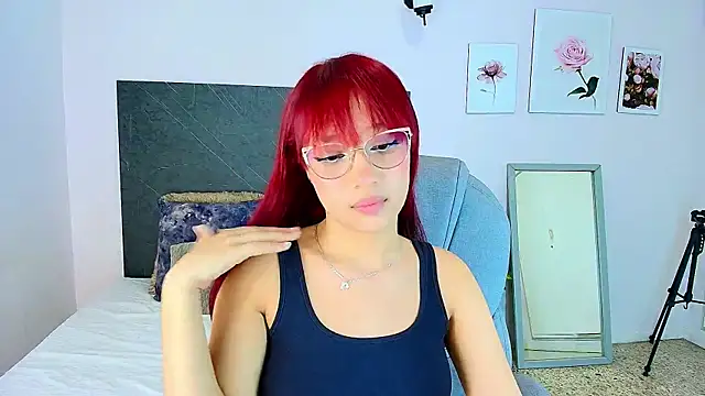 Snapshot of sharon_rosse__ chatting on 20, 9, 2025 sharon rosse   online show from 20, 9, 2025