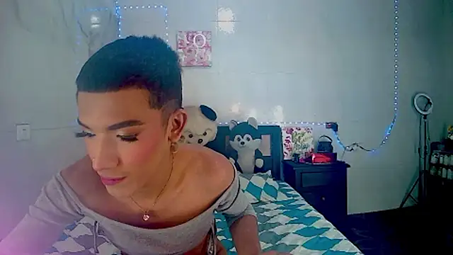 Snapshot of KimberlyXtreme chatting on 5, 11, 2025 KimberlyXtreme online show from 5, 11, 2025