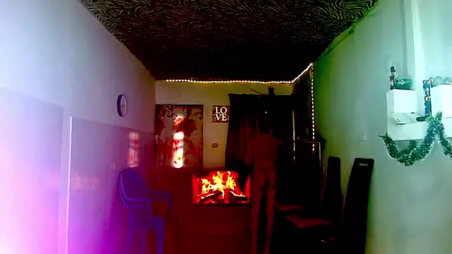 Snapshot of KimberlyXtreme chatting on 14, 12, 2025 KimberlyXtreme online show from 14, 12, 2025