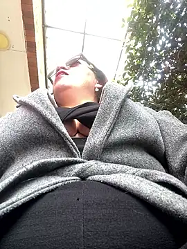 Snapshot of Luna-nevada chatting on 12, 1, 2026 Luna-nevada online show from 12, 1, 2026