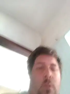 Snapshot of yorugua_12 chatting on 8, 10, 2025 yorugua 12 online show from 8, 10, 2025