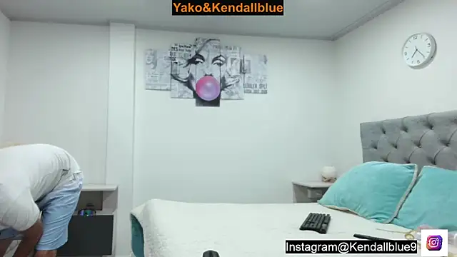 Snapshot of kendallblue_ chatting on 20, 10, 2025 kendallblue online show from 20, 10, 2025