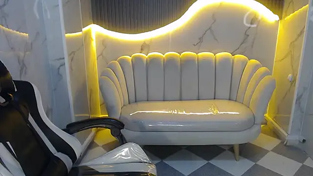 Snapshot of _wendy_b chatting on 24, 9, 2025 wendy b online show from 24, 9, 2025