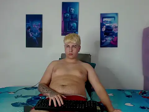 Snapshot of CrissConor chatting on 23, 6, 2026 CrissConor online show from 23, 6, 2026