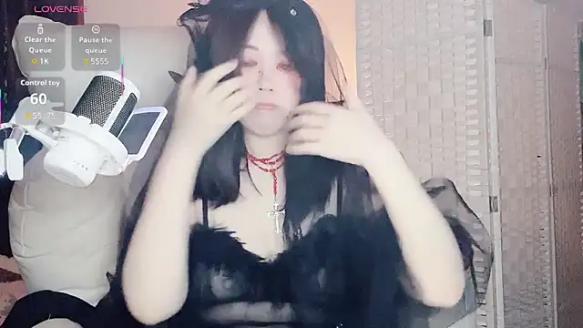 Cocobee online show from 25, 10, 2025