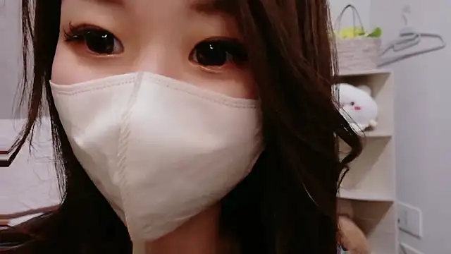 Snapshot of -COCOAtann- chatting on 4, 11, 2025 -COCOAtann- online show from 4, 11, 2025