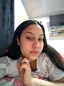 esmeralda jadees online show from 7, 5, 2026