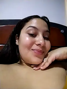 esmeralda jadees online show from 8, 5, 2026