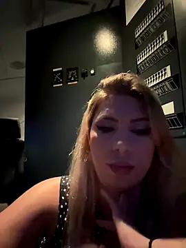 Alicedream5 online show from 12, 9, 2025