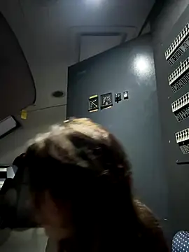 Alicedream5 online show from 1, 10, 2025