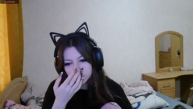 Snapshot of RendyDow chatting on 4, 11, 2025 RendyDow online show from 4, 11, 2025