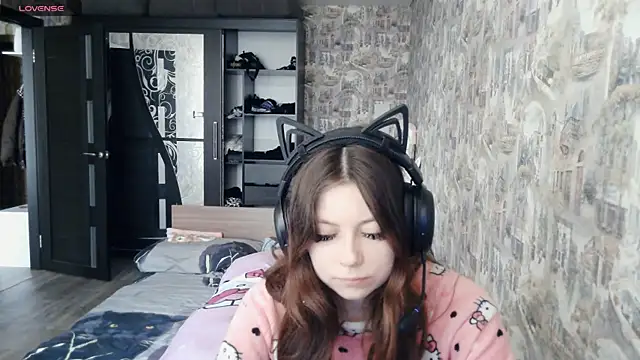 Snapshot of RendyDow chatting on 19, 11, 2025 RendyDow online show from 19, 11, 2025