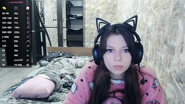 Snapshot of RendyDow chatting on 22, 11, 2025 RendyDow online show from 22, 11, 2025