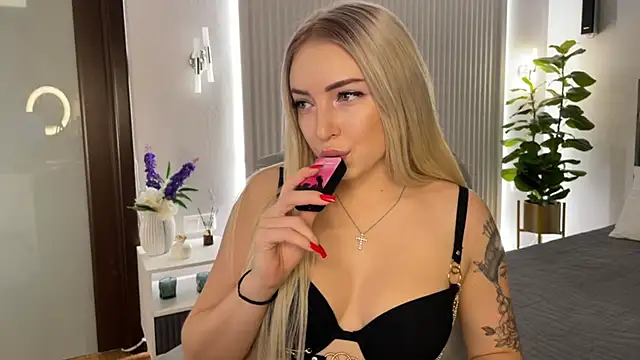 OhMyEmma online show from 22, 11, 2025