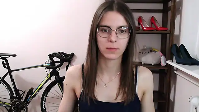 Snapshot of love_megi chatting on 5, 1, 2026 love megi online show from 5, 1, 2026