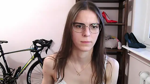 Snapshot of love_megi chatting on 6, 1, 2026 love megi online show from 6, 1, 2026