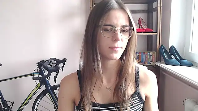 love megi online show from 7, 5, 2026