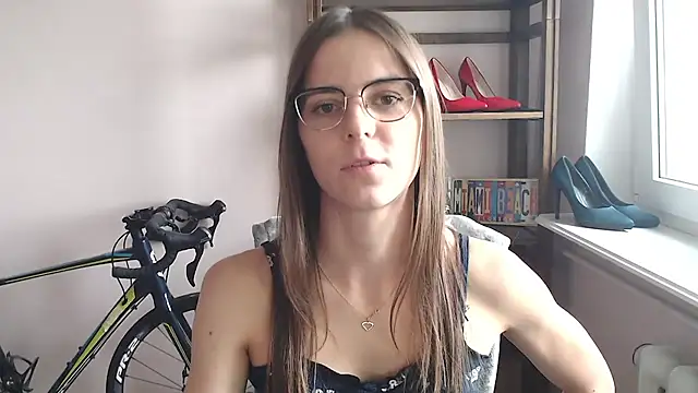 Snapshot of love_megi chatting on 15, 6, 2026 love megi online show from 15, 6, 2026
