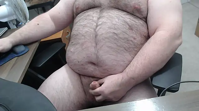 SmallBearUK online show from 5, 2, 2026