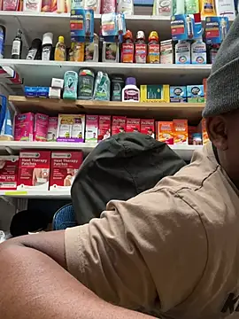 Snapshot of wainer02 chatting on 8, 3, 2025 wainer02 online show from 8, 3, 2025