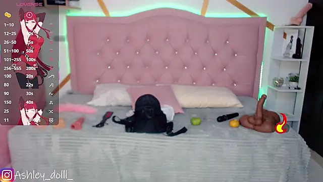 Ashley dolll online show from 4, 11, 2025