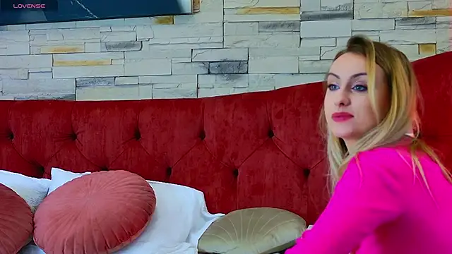 Helen Ceccile online show from 10, 3, 2025