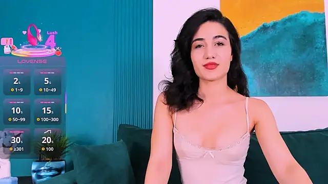 Maya Rogerss online show from 8, 9, 2025