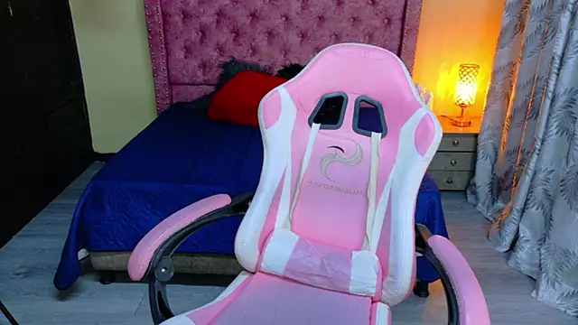 Snapshot of sweet__thang chatting on 11, 4, 2026 sweet thang online show from 11, 4, 2026