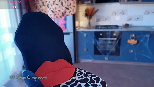 Snapshot of emlana chatting on 25, 10, 2025 emlana online show from 25, 10, 2025