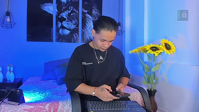 Snapshot of Draco_collins chatting on 2, 12, 2025 Draco collins online show from 2, 12, 2025