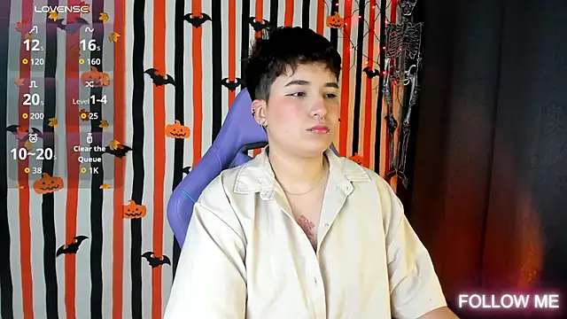 emma cute7 online show from 12, 10, 2025