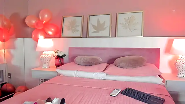 Snapshot of Emma__1 chatting on 12, 10, 2025 Emma 1 online show from 12, 10, 2025