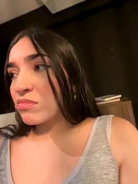 Snapshot of Emma__1 chatting on 25, 10, 2025 Emma 1 online show from 25, 10, 2025