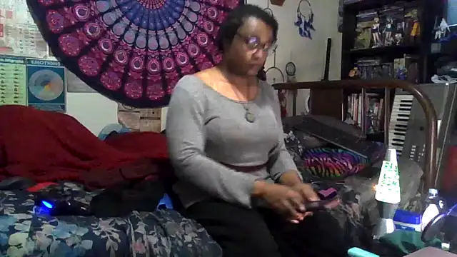 GardeniaFields online show from 16, 11, 2025