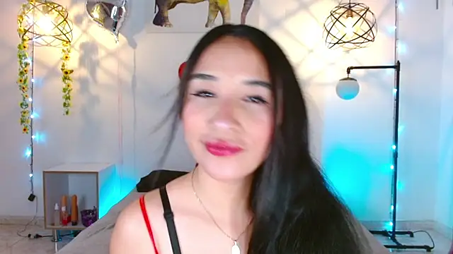 Snapshot of violettsuncs chatting on 12, 3, 2025 violettsuncs online show from 12, 3, 2025