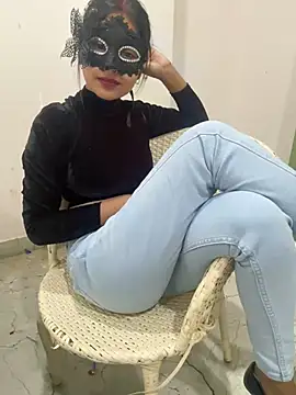 Snapshot of Hotswetie chatting on 10, 3, 2025 Hotswetie online show from 10, 3, 2025