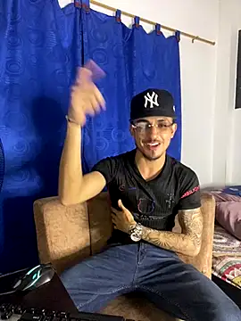 Snapshot of Zayn_kane chatting on 30, 9, 2025 Zayn kane online show from 30, 9, 2025