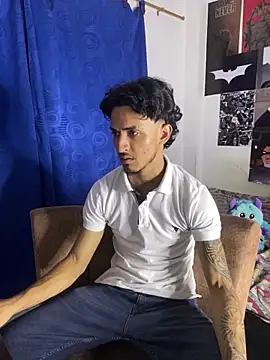 Snapshot of Zayn_kane chatting on 4, 10, 2025 Zayn kane online show from 4, 10, 2025