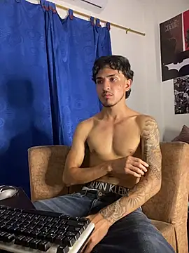 Snapshot of Zayn_kane chatting on 10, 1, 2026 Zayn kane online show from 10, 1, 2026