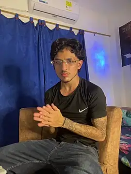 Snapshot of Zayn_kane chatting on 13, 1, 2026 Zayn kane online show from 13, 1, 2026