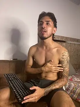 Snapshot of Zayn_kane chatting on 5, 4, 2026 Zayn kane online show from 5, 4, 2026