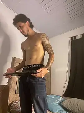 Snapshot of Zayn_kane chatting on 11, 4, 2026 Zayn kane online show from 11, 4, 2026